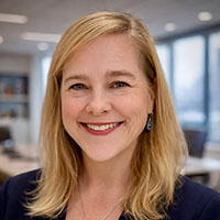 Lisa Widup Headshot