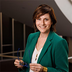 Dean-Kalb headshot