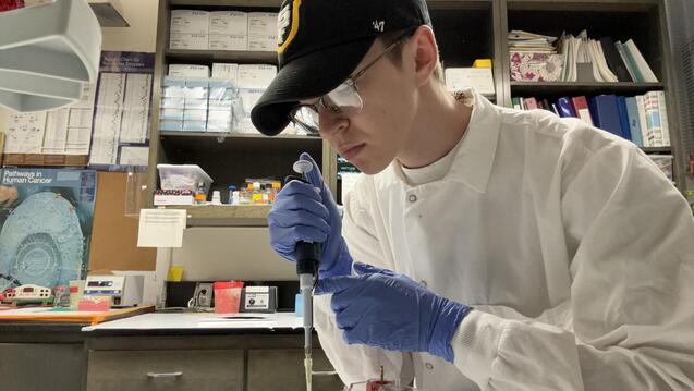 Read the story: USF Pledges to Practice Greener Chemistry