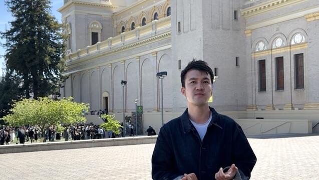 Read the story: A Former Education Consultant, This Student Represents USF in China