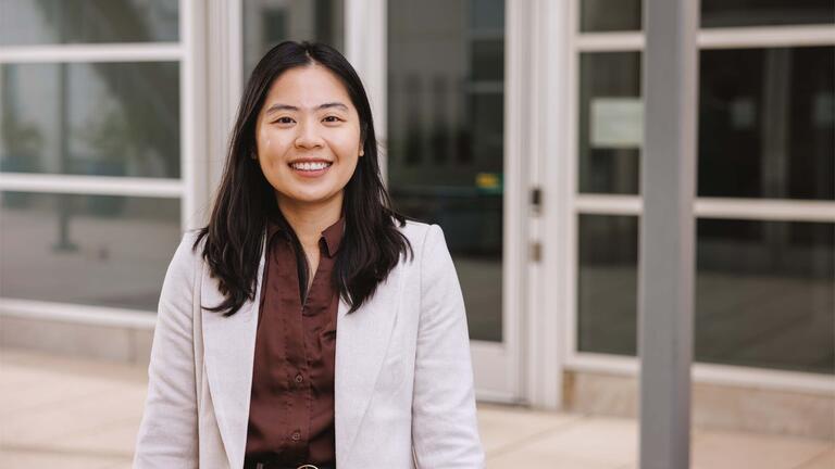 mai-nguyen-dean-scholars headshot