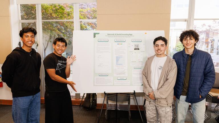 USF Horizon Collective students present app 