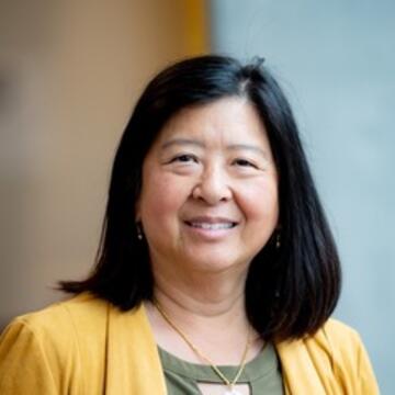 Gail Lee Headshot