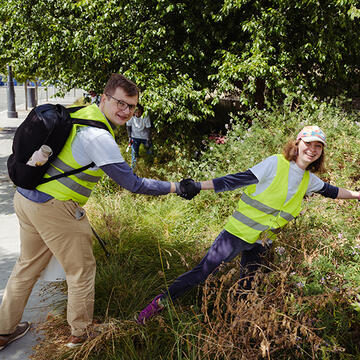 usf students volunteer during One City Day